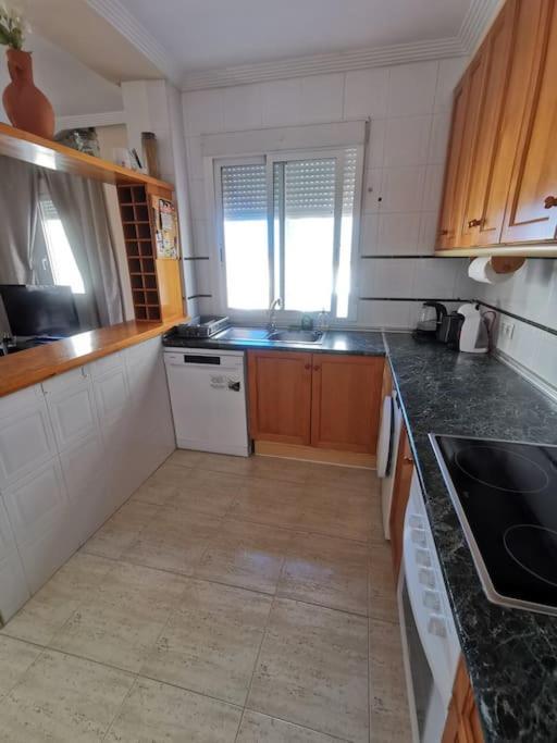 2bed Flat With Big Lounge&pool!5min Walk To Beach! El Moncayo