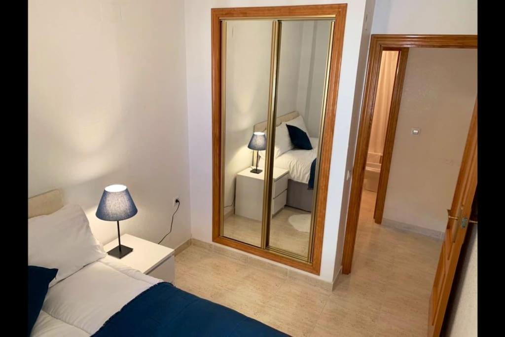 2bed Flat With Big Lounge&pool!5min Walk To Beach! Apartment *